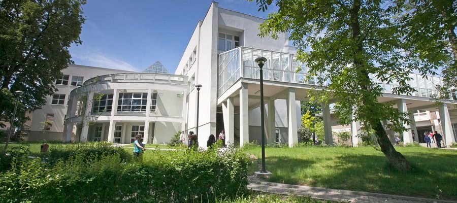 Prima sesiune de admitere la programele inginerești în sistem dual