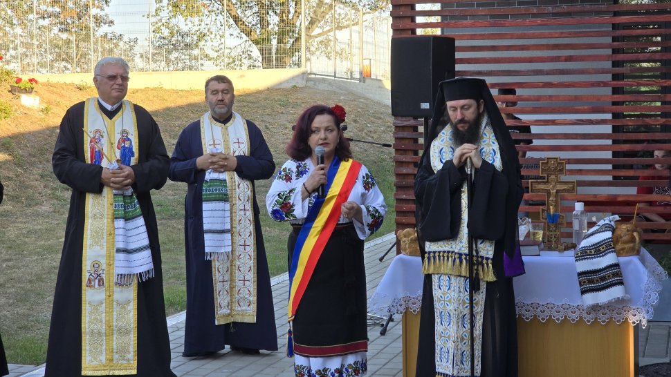 Ps Damaschin Dorneanu, cetățean de onoare al Berchișeștiului 2765