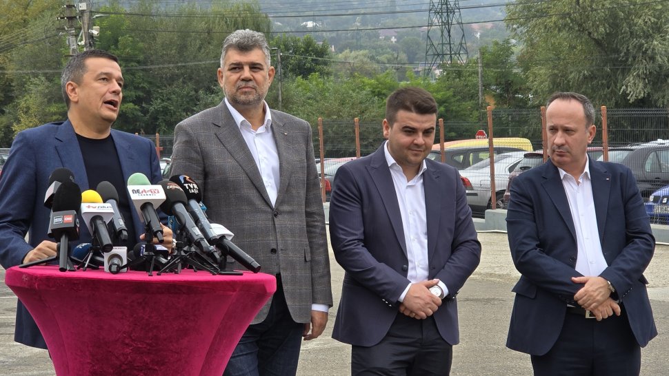 Prim-Ministrul României în vizită la o fabrică de mezeluri din Suceava 2911