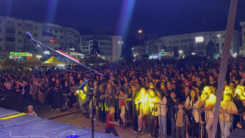 Fălticeniul a vibrat pe ritmurile trupei Bosquito 2962