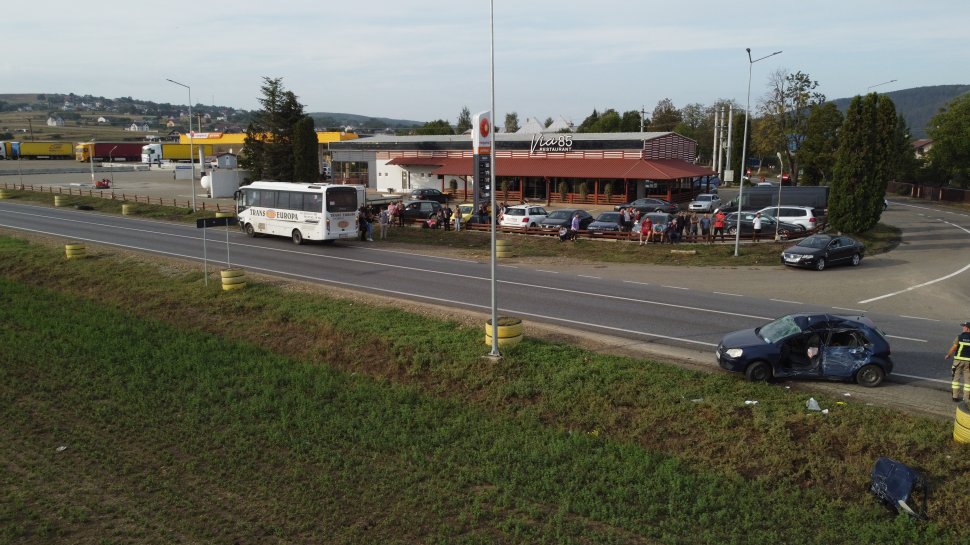 Clipe de panică pentru mai mulți oameni la Pătrăuți, în urma unui accident rutier 3008