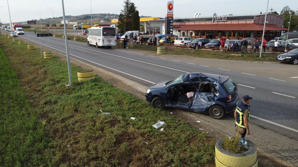 Clipe de panică pentru mai mulți oameni la Pătrăuți, în urma unui accident rutier 3010