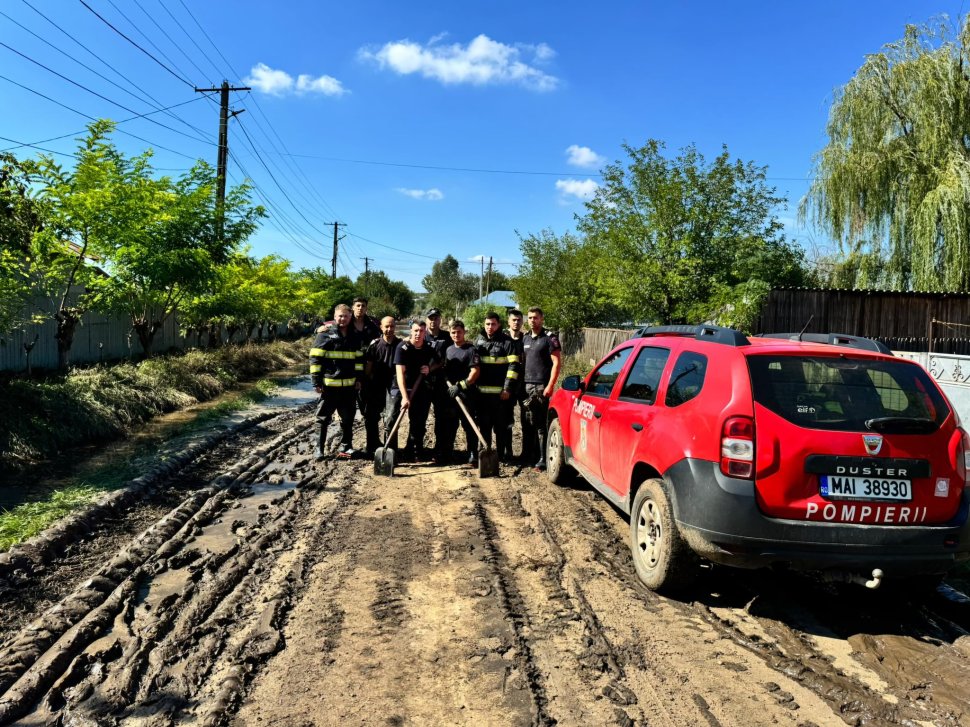 ISU Suceava, alături de sinistrații din Galați 2983
