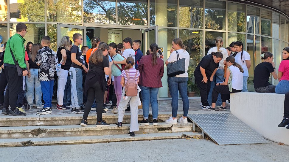 Noaptea Cercetătorilor a adunat oameni de toate vârstele la Universitatea „Ștefan cel Mare” din Suceava 3385