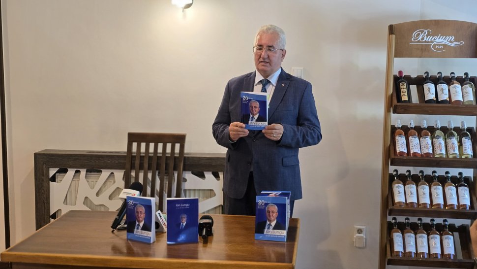 Primarul Sucevei a lansat cartea „Ion Lungu - un om de bună credință”  3362