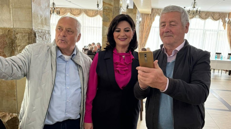 Președintele Ioan Stan și Larisa Blanari, alături de seniorii județului, de Ziua Internațională a Persoanelor Vârstnice 3503