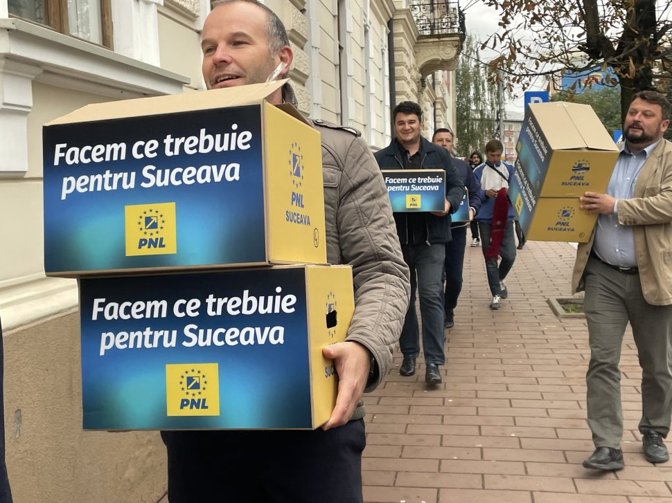 PNL Suceava a depus semnăturile pentru parlamentare  3486