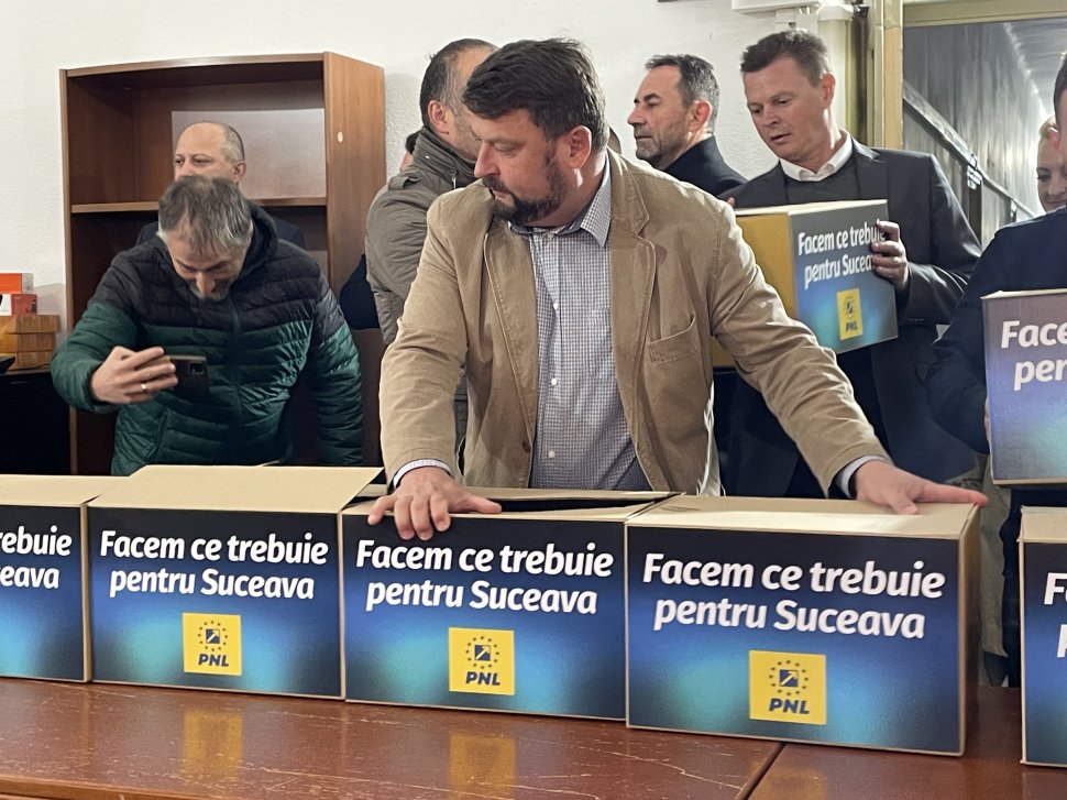 PNL Suceava a depus semnăturile pentru parlamentare  3488