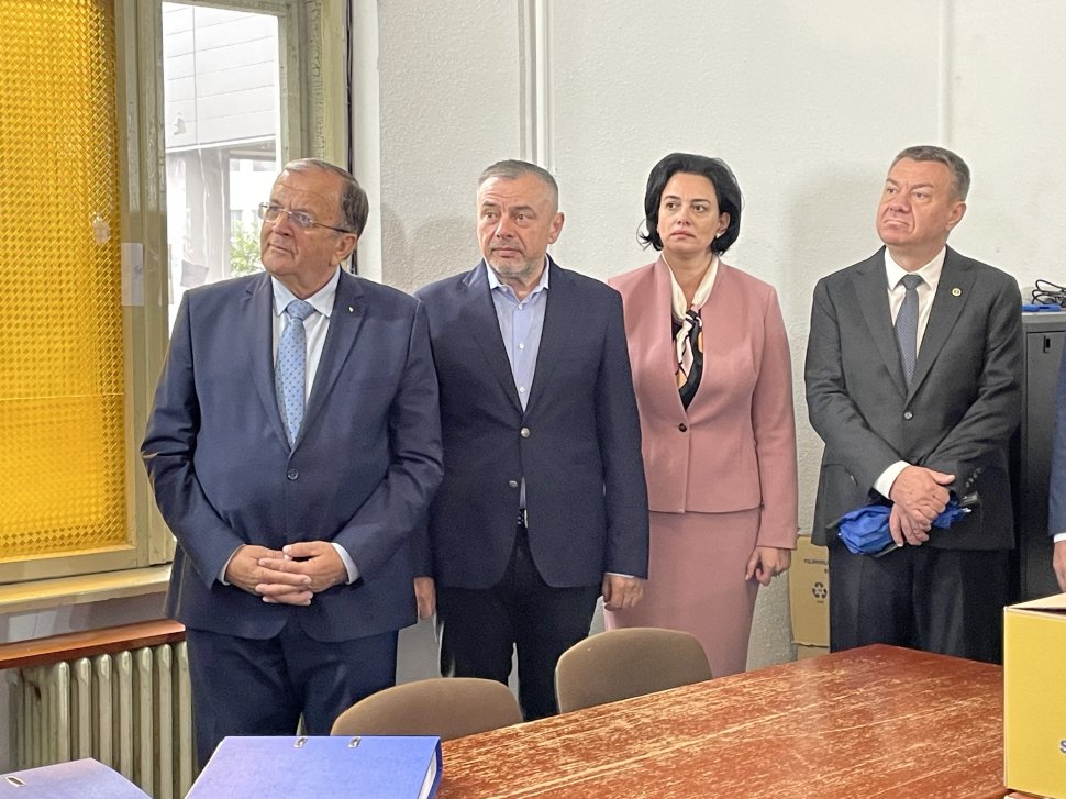 PNL Suceava a depus semnăturile pentru parlamentare  3490