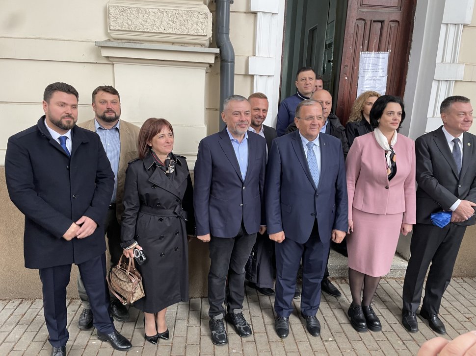 PNL Suceava a depus semnăturile pentru parlamentare  3493