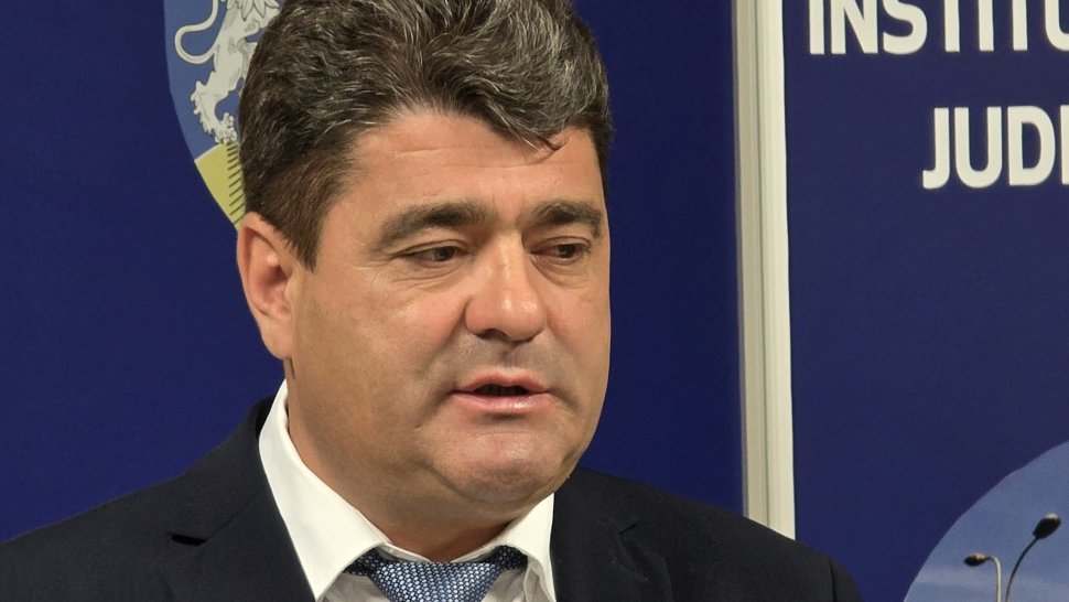 Noul subprefect Gheorghe Apetrii a depus jurământul 3577