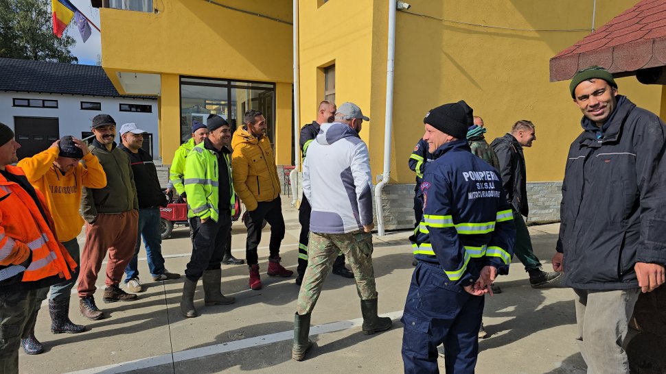 Mobilizare de forțe pentru căutarea bărbatului de 69 de ani, din Mitocu-Dragomirnei 3667