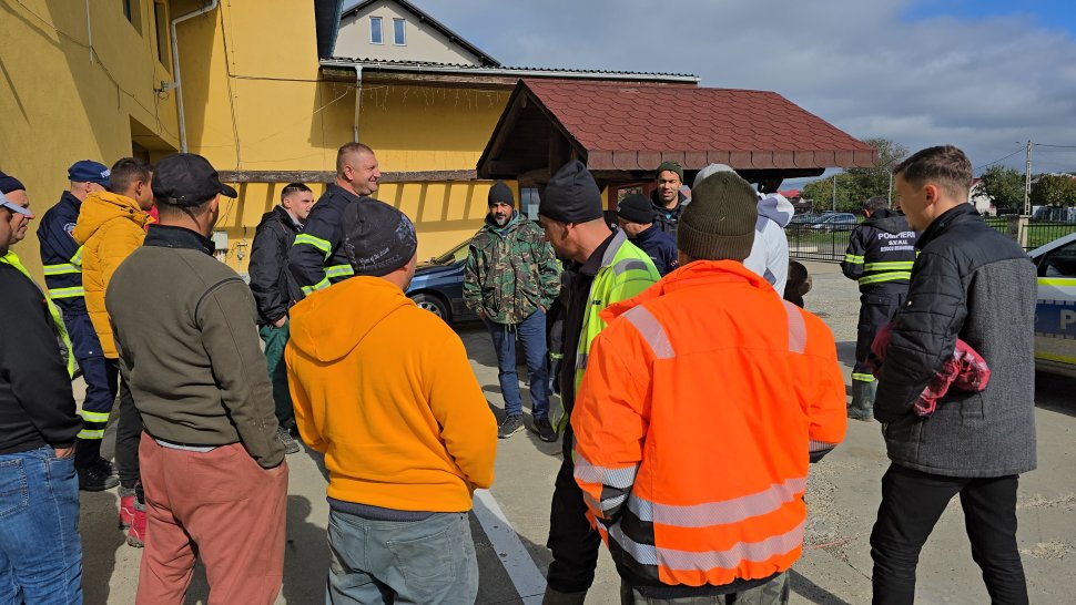 Mobilizare de forțe pentru căutarea bărbatului de 69 de ani, din Mitocu-Dragomirnei 3668