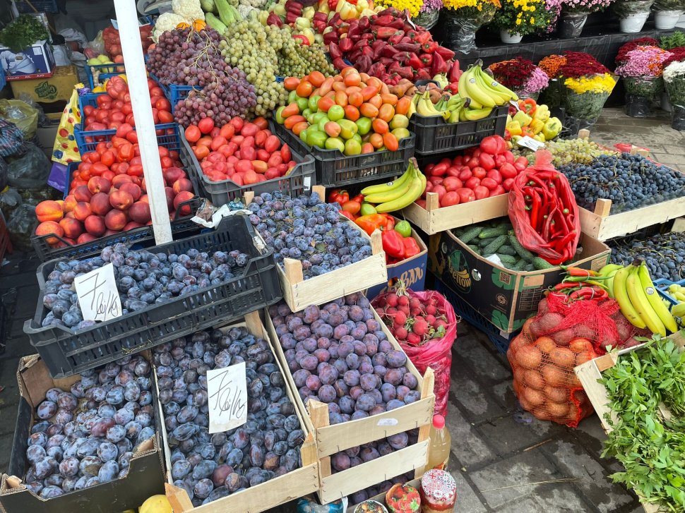 Produsele românești la mare căutare, în piețele sucevene 