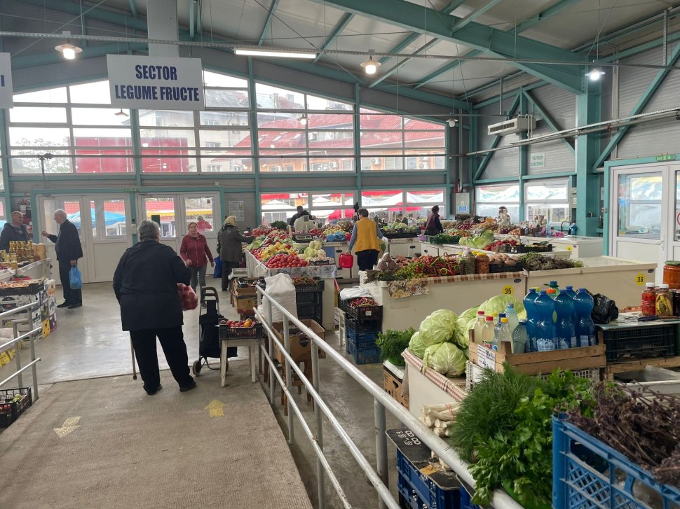 Produsele românești la mare căutare, în piețele sucevene  3723
