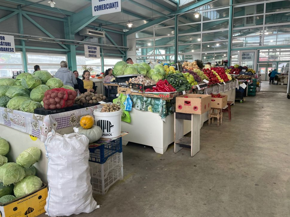 Produsele românești la mare căutare, în piețele sucevene  3724