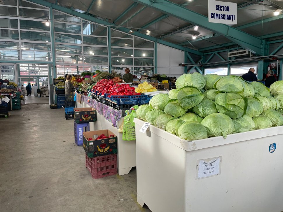 Produsele românești la mare căutare, în piețele sucevene  3725