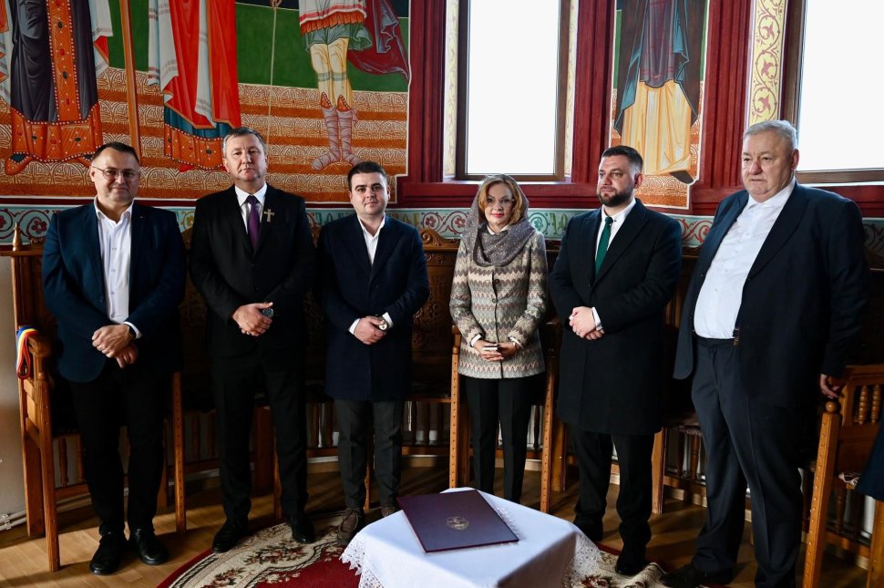 Zi de sărbătoare creștină la Boroaia; Biserica „Sf. Împărați Constantin și Elena” din Suseni a fost resfințită 3804