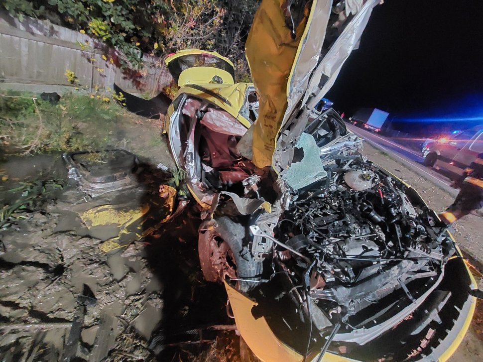 Două persoane și-au pierdut viața într-un accident rutier la Gherăiești, Neamț  3828