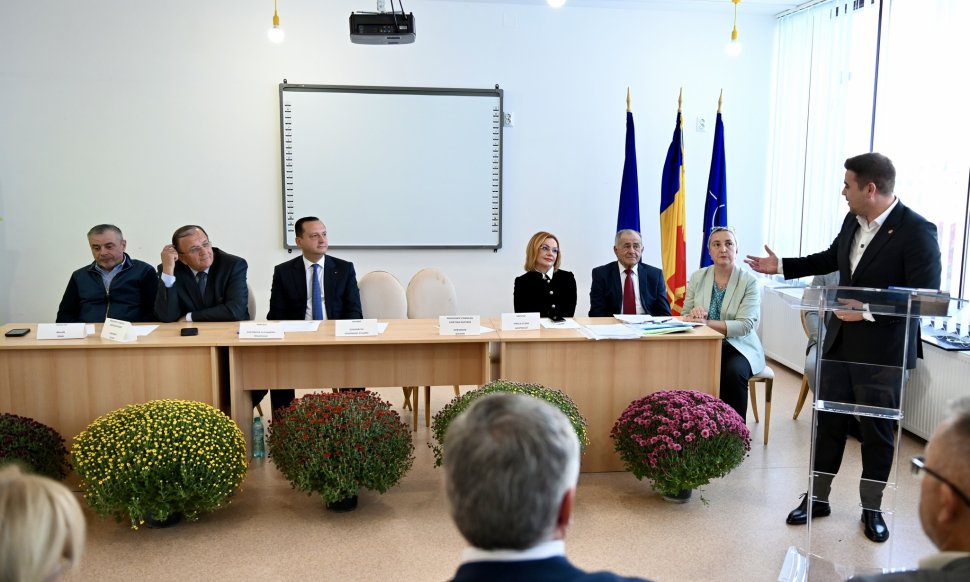 Eduard Dziminschi, învestit pentru al treilea mandat în fruntea comunei Moara 3903