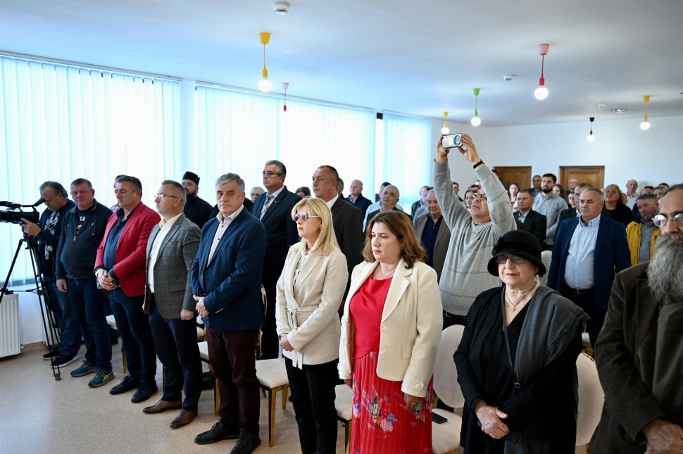 Eduard Dziminschi, învestit pentru al treilea mandat în fruntea comunei Moara 3908