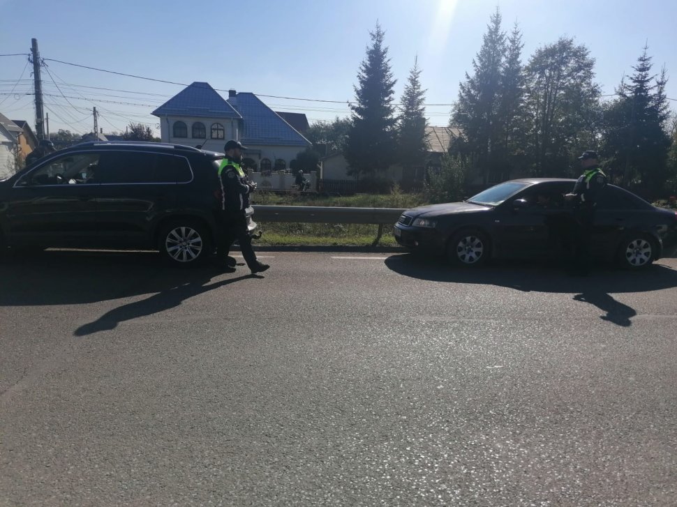 Peste 100 de sancțiuni, permise și certificate reținute într-o amplă acțiune a 47 de polițiști în Solca, Arbore, Dornești și Voitinel 4045