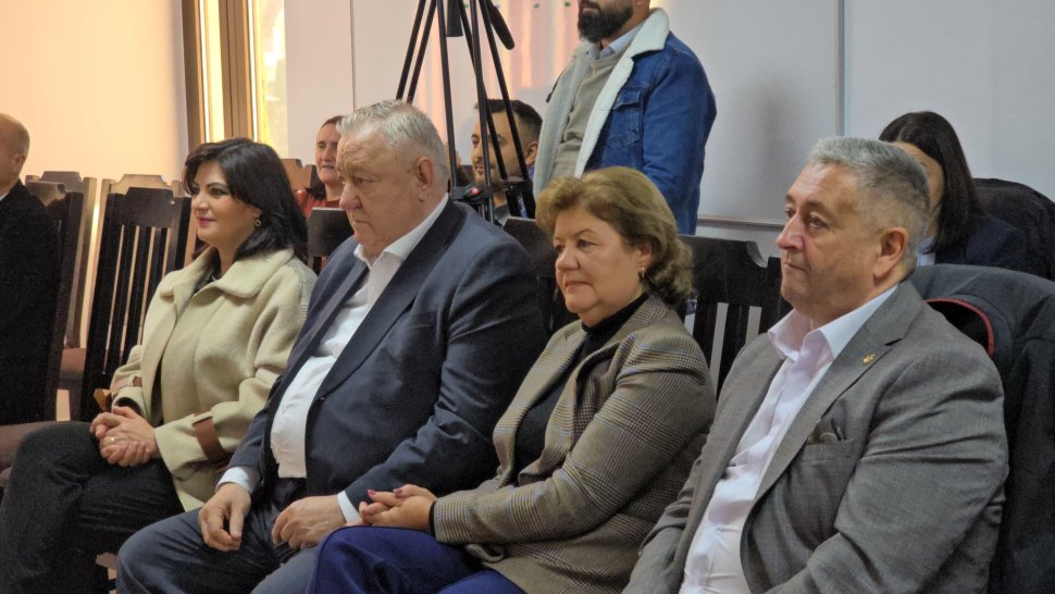 Primarul comunei Straja, Mihai Juravle, a fost învestit într-o ceremonie la care au fost prezente numeroase personalități marcante ale județului 4037