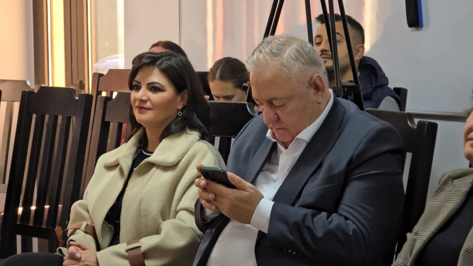 Primarul comunei Straja, Mihai Juravle, a fost învestit într-o ceremonie la care au fost prezente numeroase personalități marcante ale județului 4041