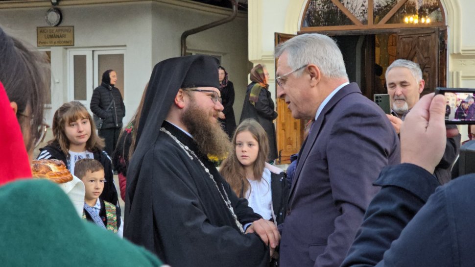 Zi de sfințire la „Casa Bunicilor” de la Mănăstirea Bogdănești 4085