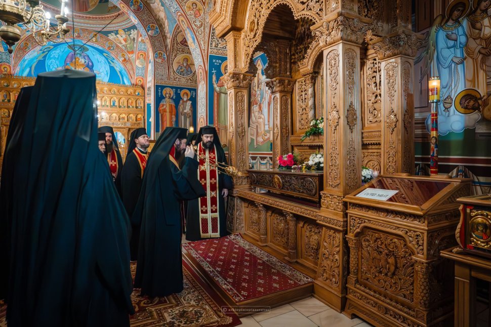 Moaștele Sfântului „Ioan cel Nou” de la Suceava, în procesiune prin județ 4160