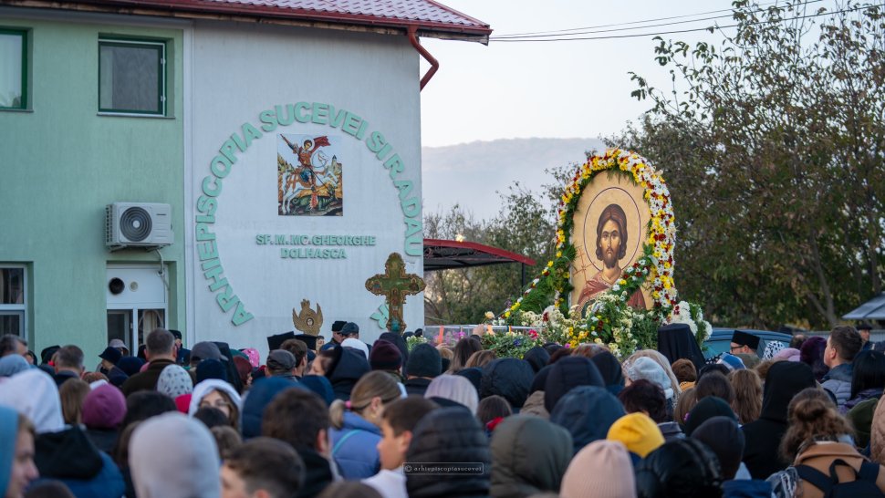 Moaștele Sfântului „Ioan cel Nou” de la Suceava, în procesiune prin județ 4168