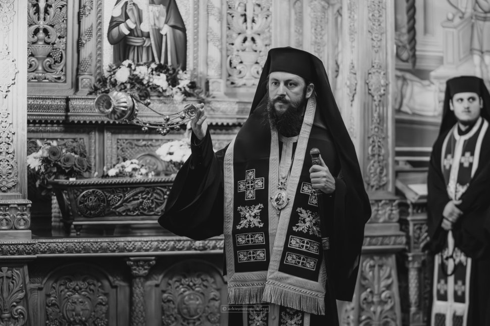 Moaștele Sfântului „Ioan cel Nou” de la Suceava, în procesiune prin județ 4169