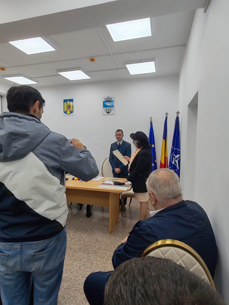 Primarul comunei Boroaia, Vasile Berariu, învestit pentru al șaselea mandat 4143