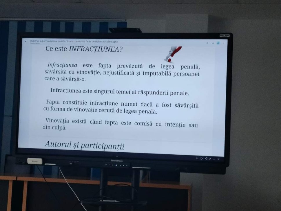 Tinerii din Suceava învață să se protejeze de traficanți și alte infracțiuni 4123
