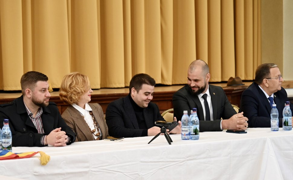 Gheorghe Șoldan prezent la învestirea noului primar al comunei Botoșana 4209