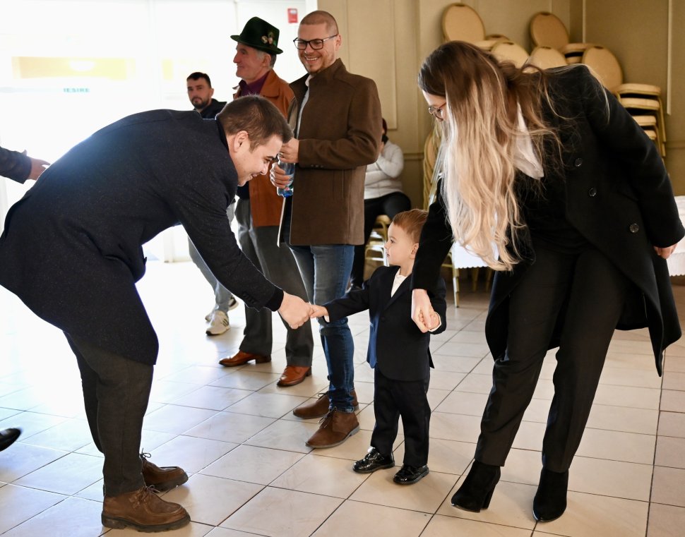 Gheorghe Șoldan prezent la învestirea noului primar al comunei Botoșana 4216