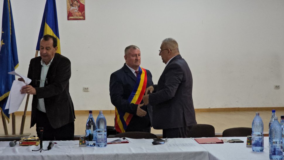 Primarul comunei Cornu Luncii, Gheorghe Fron a fost învestit în noul mandat 4190