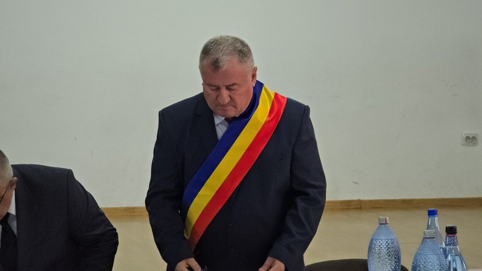 Primarul comunei Cornu Luncii, Gheorghe Fron a fost învestit în noul mandat 4191