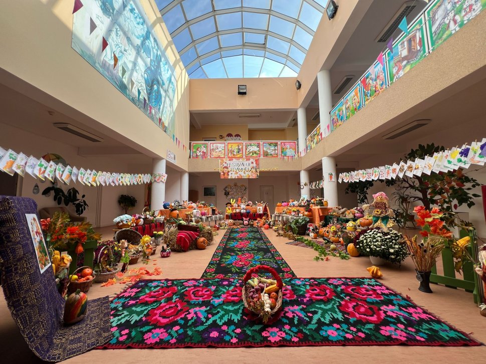 Festivalul toamnei la Grădinița Seminarului Teologic Liceal „Mitropolitul Dosoftei” Suceava 4318