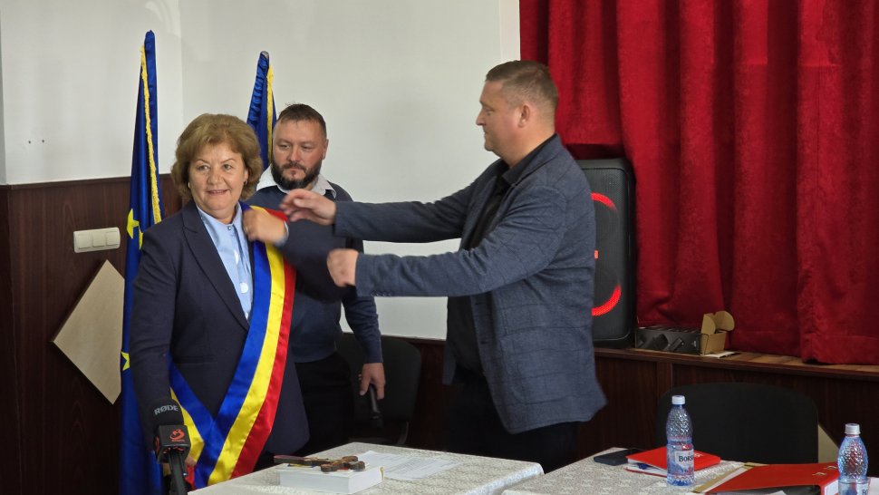 Primarul din Voitinel, învestit în al VI-lea mandat 4328