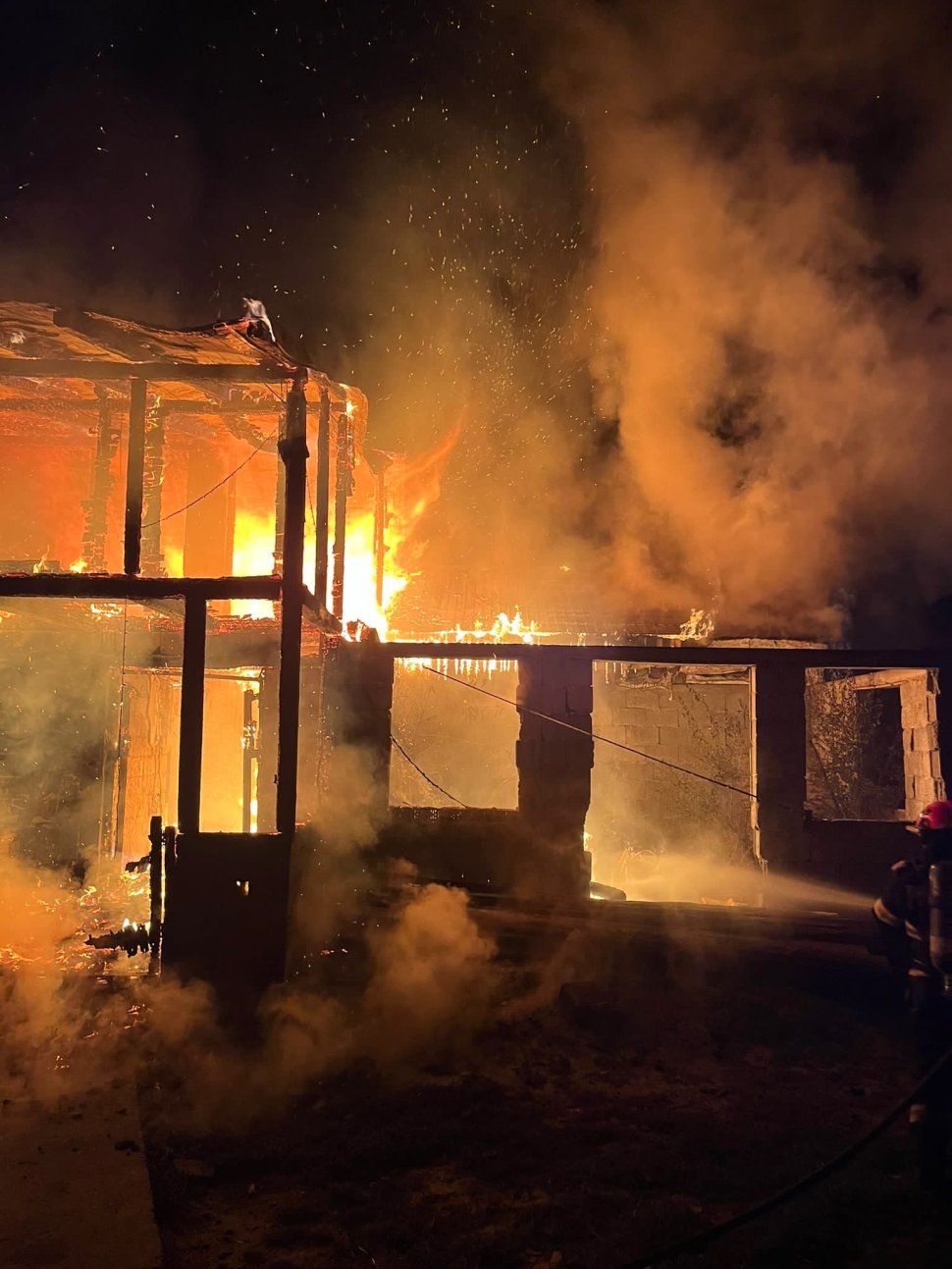 Incendiu major, într-o gospodărie din Șcheia  4338