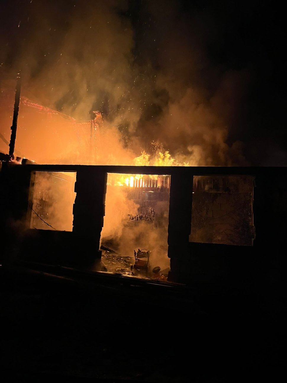 Incendiu major, într-o gospodărie din Șcheia  4340