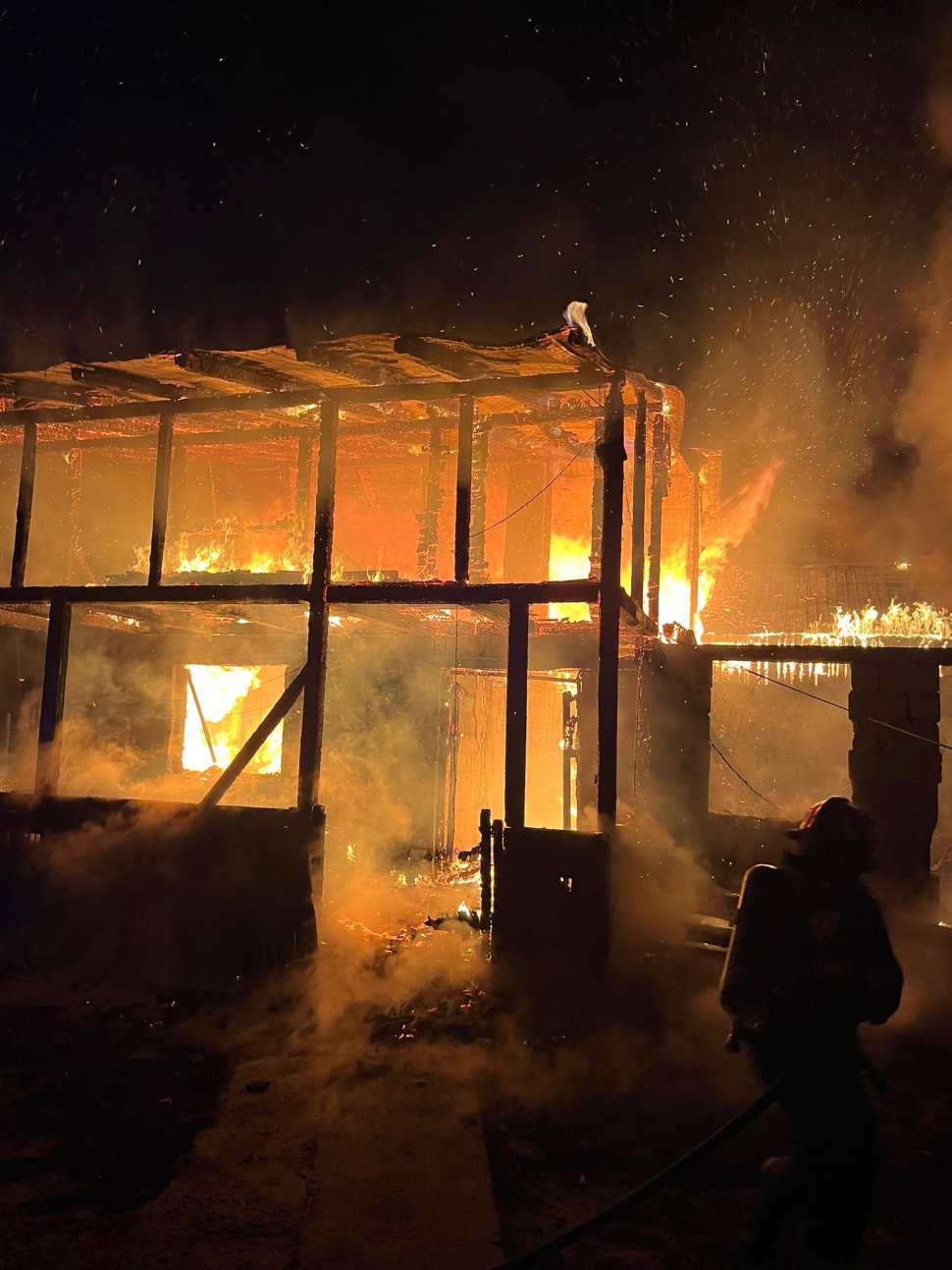 Incendiu major, într-o gospodărie din Șcheia  4341
