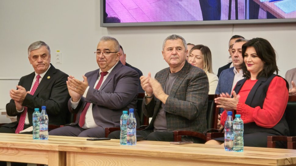 Pavăl Ioan, primarul comunei Dumbrăveni, a fost învestit, sâmbătă în noul mandat  4353