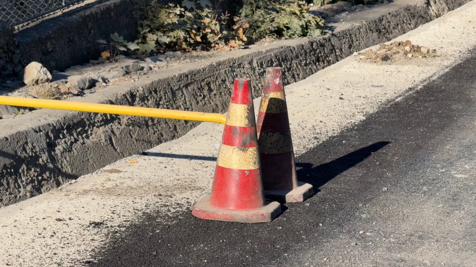 Țevi de gaz – obstacole în stradă 4436