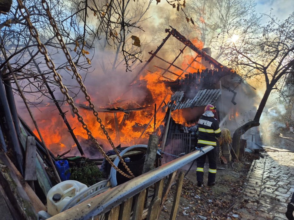 Incendiu de proporții la o gospodărie din Vicovu de Jos 4610