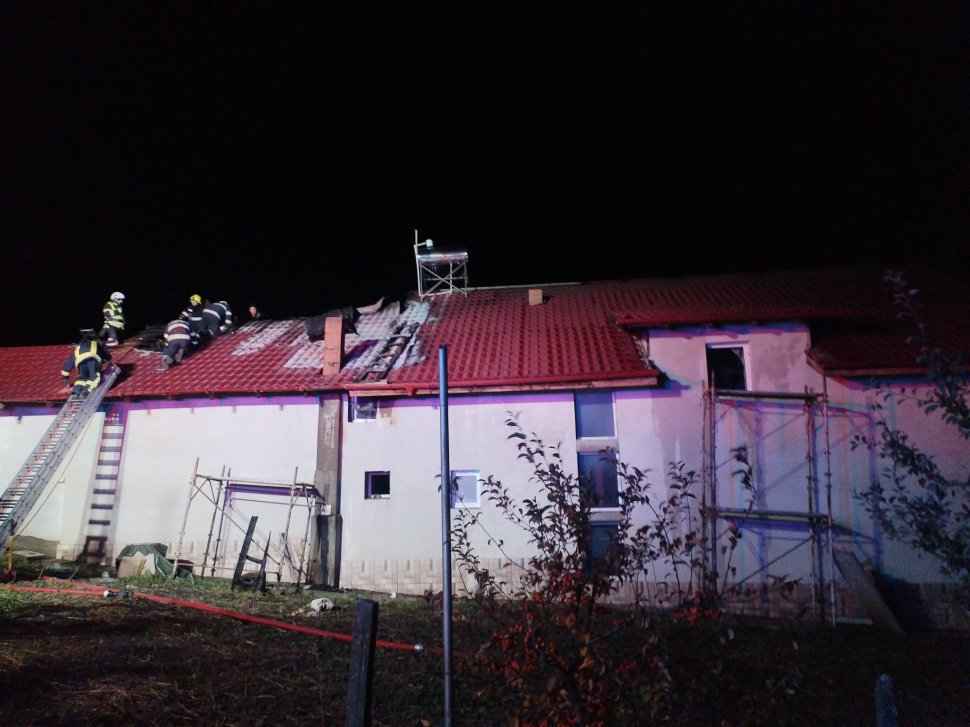 Incendii izbucnite din cauza coșurilor de fum la Hârtop și Zvoriștea 4596