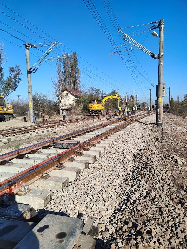 Guvernul României aprobă achiziția a 23 de locomotive electrice noi și reabilitarea a 143 km de cale ferată 4934