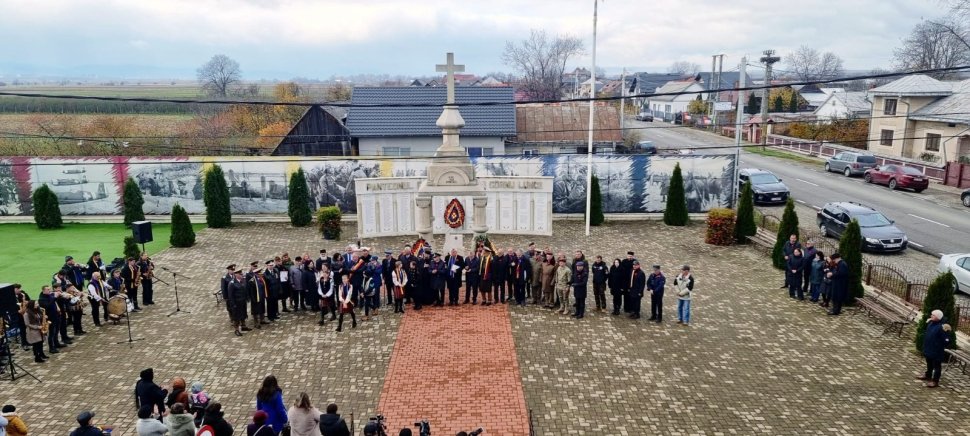 Comuna Cornu Luncii: un exemplu de slujire creștină și respect față de eroi 5221
