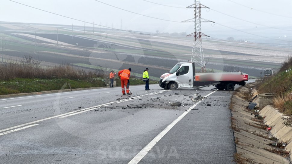 Accident rutier produs între un autoturism și o camionetă; cei doi șoferi au scăpat ca prin minune 5299